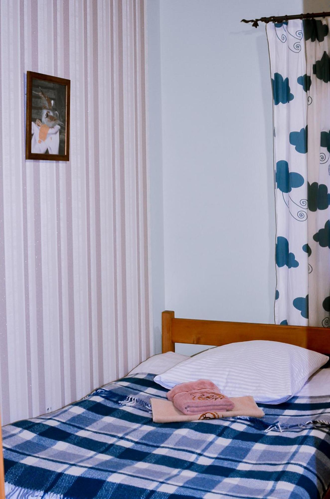 Guest House Mandrivnyi Rooms&Apartments Yasinya Luaran gambar